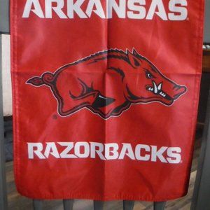 Arkansas Razorbacks Yard flag